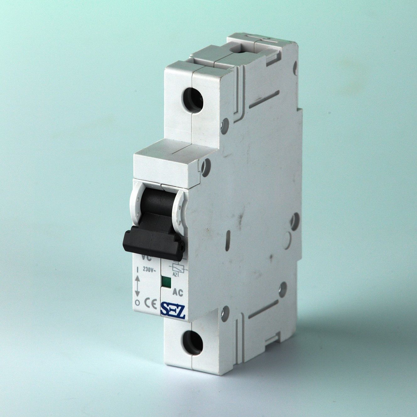 Автоматические выключатели VC 220 V DC SEZ