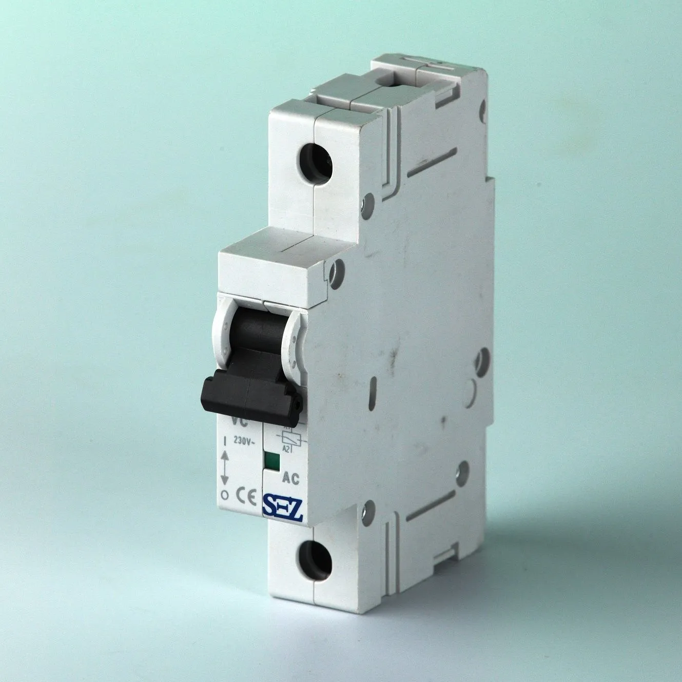 Автоматические выключатели VC 220 V DC SEZ